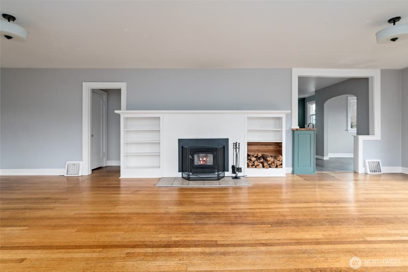 Property photo for 3731 Hoyt Ave, Everett photo 5