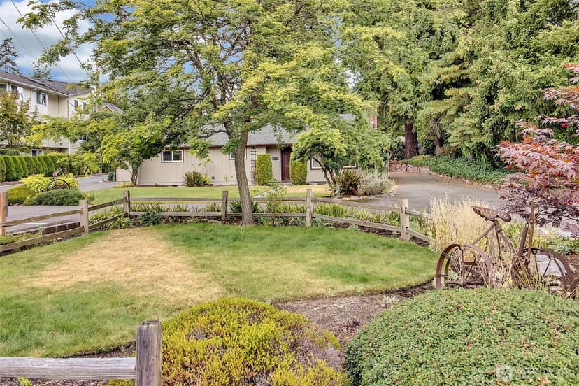 Property photo for 5717 186th Place SW, Lynnwood photo 12