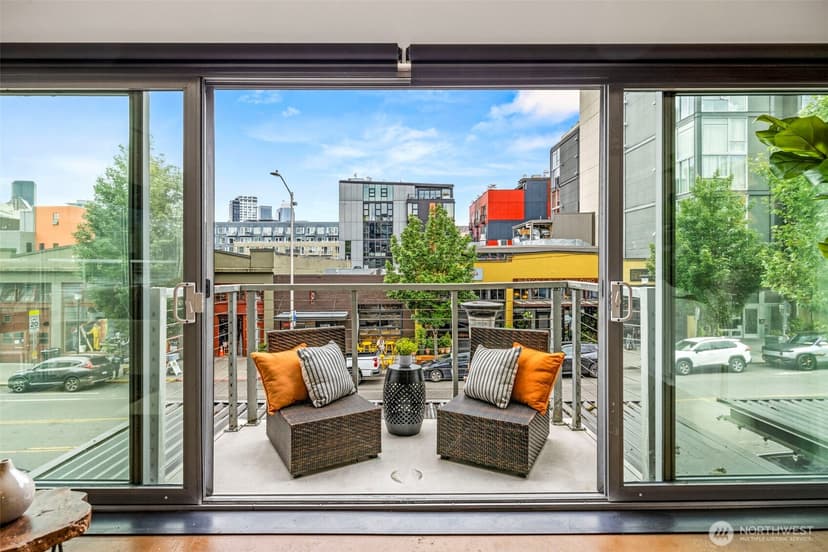 Property photo for 1414 12th Avenue #203, Seattle photo 19