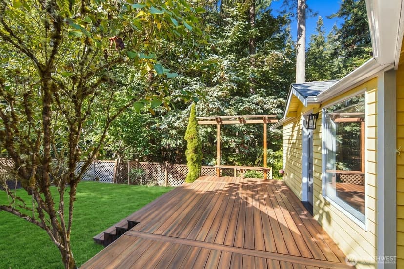 Property photo for 6922 N Meadowdale Road, Edmonds photo 23
