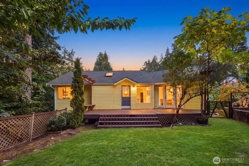 Property photo for 6922 N Meadowdale Road, Edmonds photo 2