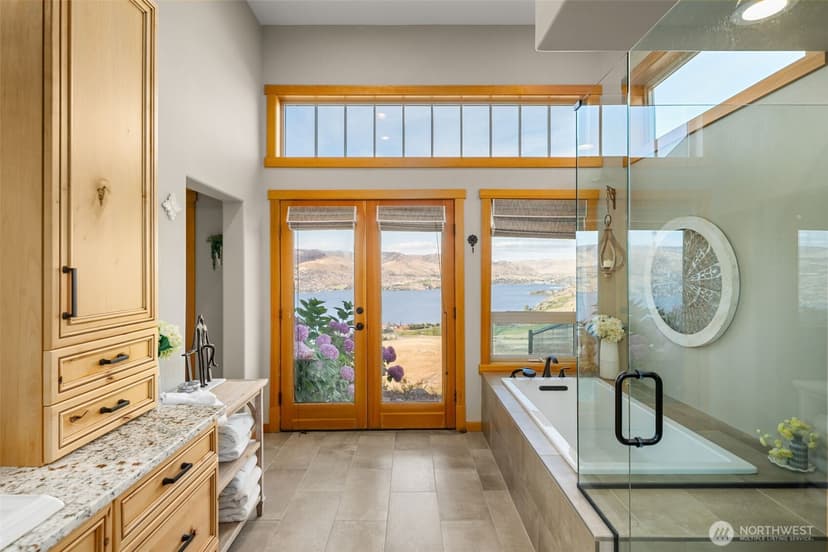 Property photo for 340 Hawks Meadow Road, Chelan photo 27