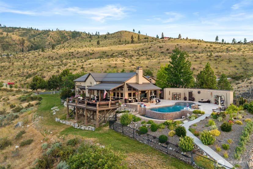 Property photo for 340 Hawks Meadow Road, Chelan photo 3