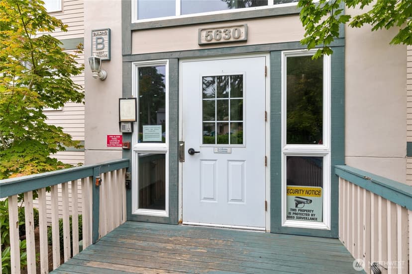 Property photo for 5630 200th Street SW #B313, Lynnwood photo 30