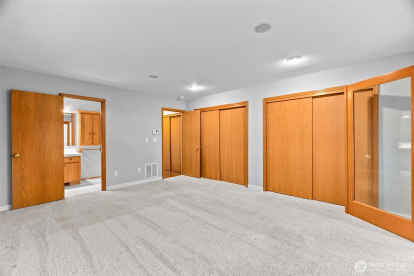 Property photo for 2025 5th Street SE, Puyallup photo 17