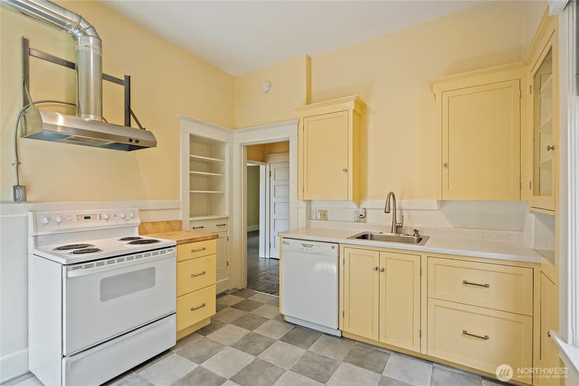 Property photo for 2902 S Jackson Street, Seattle photo 30