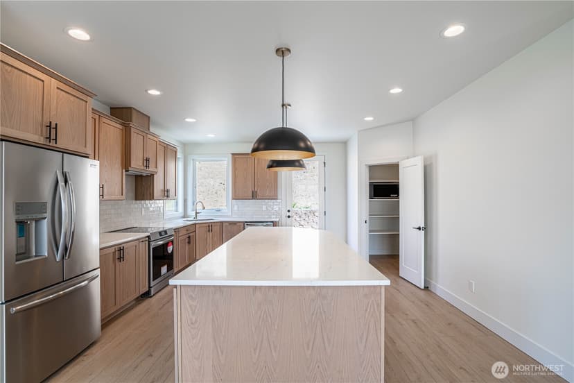 Property photo for 922 Long Drive, Chelan photo 11