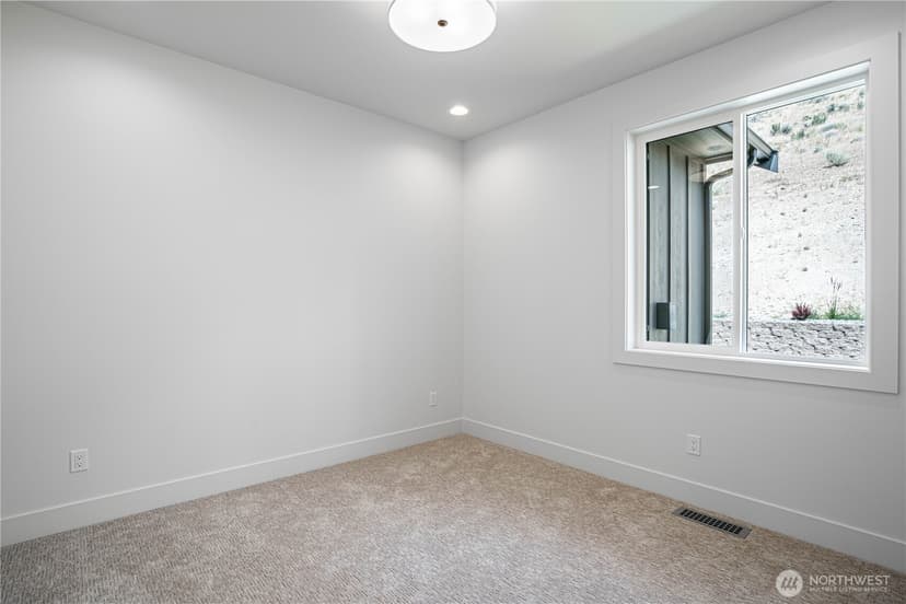 Property photo for 922 Long Drive, Chelan photo 27