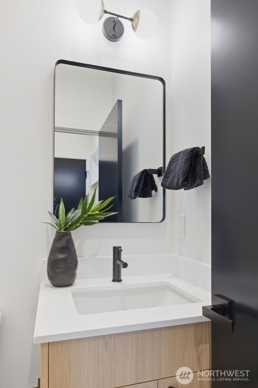 Property photo for 4517 35th Avenue S #E, Seattle photo 11