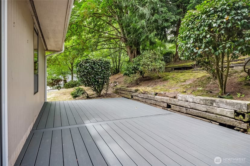 Property photo for 9810 116th Place NE, Kirkland photo 18