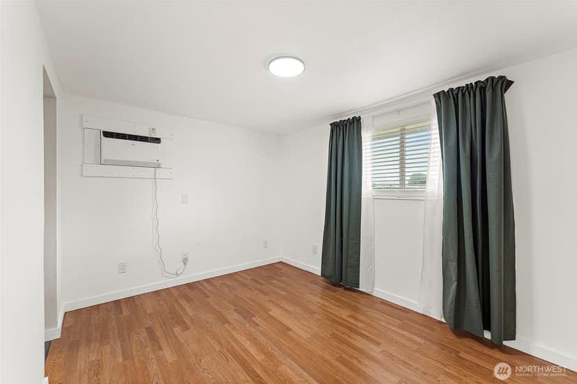 Property photo for 5103 Filbert Lane SW, Lakewood photo 18