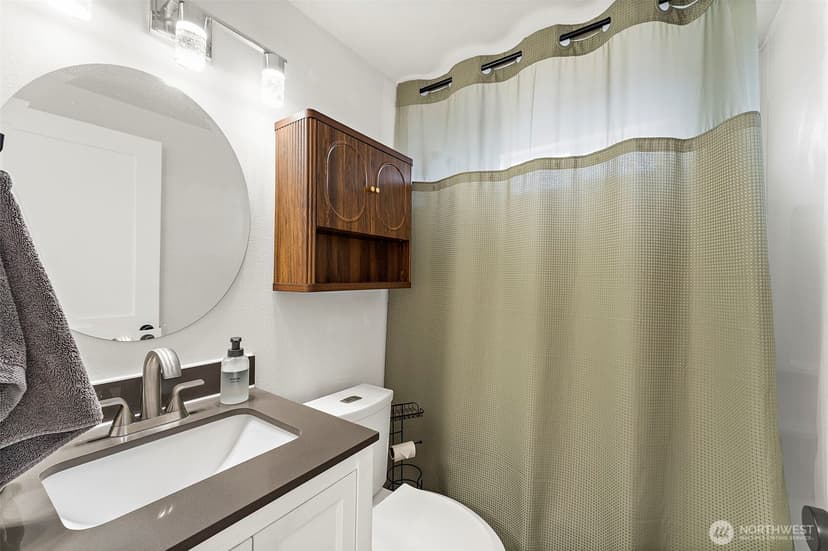 Property photo for 5103 Filbert Lane SW, Lakewood photo 25