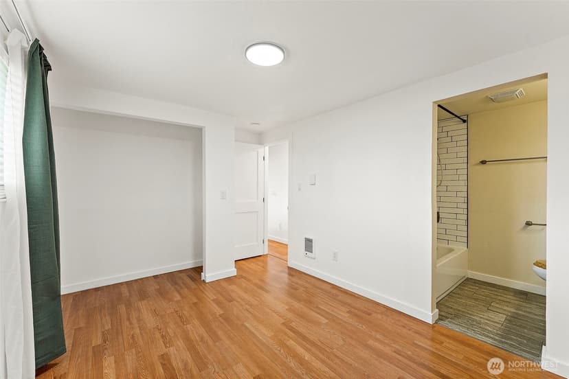 Property photo for 5103 Filbert Lane SW, Lakewood photo 20