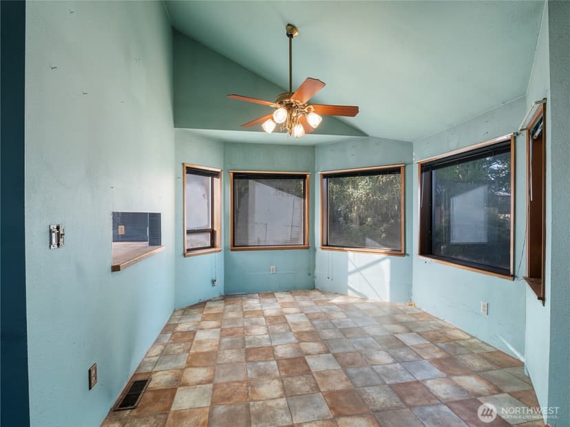 Property photo for 8307 188th Street Ct E, Puyallup photo 6