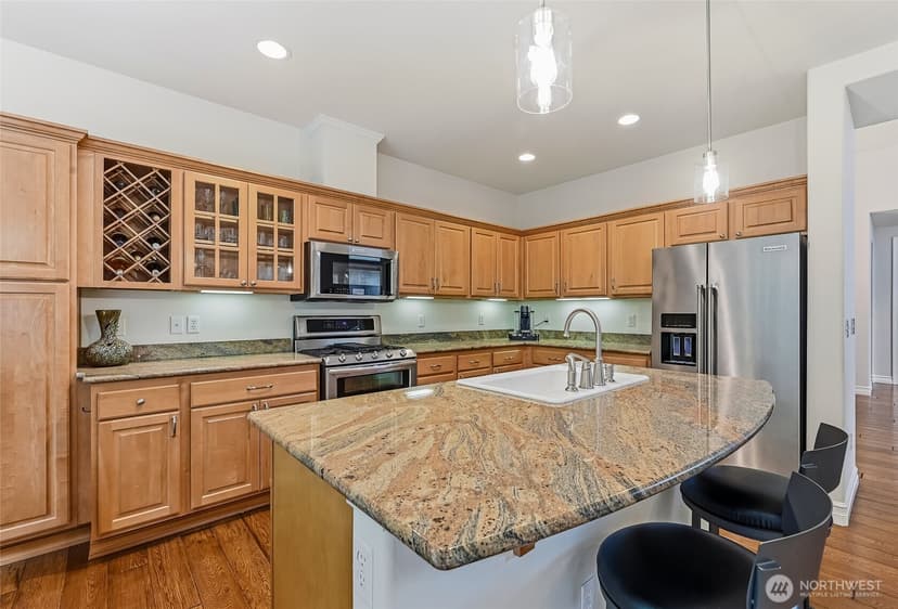 Property photo for 12018 Big Leaf Way NE, Redmond photo 17