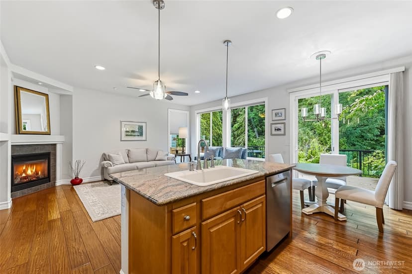 Property photo for 12018 Big Leaf Way NE, Redmond photo 18