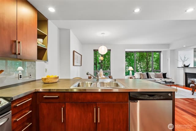 Property photo for 910 Lenora Street #S307, Seattle photo 4