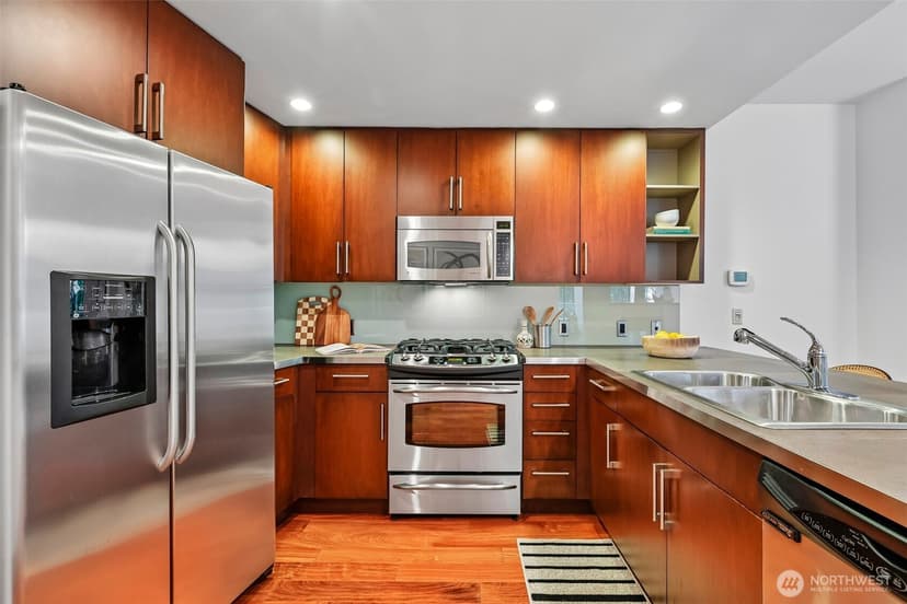 Property photo for 910 Lenora Street #S307, Seattle photo 2