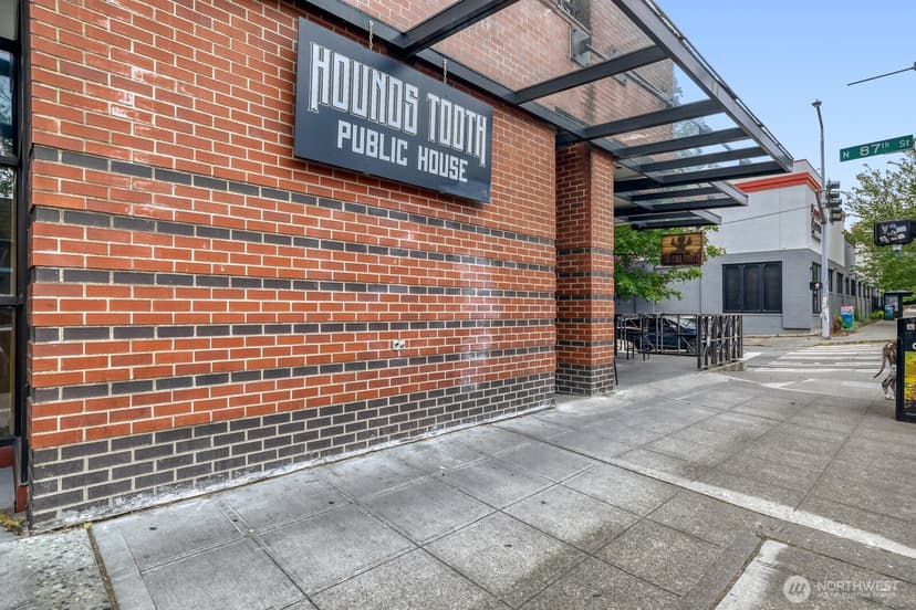 Property photo for 8745 Greenwood Avenue N #115, Seattle photo 31