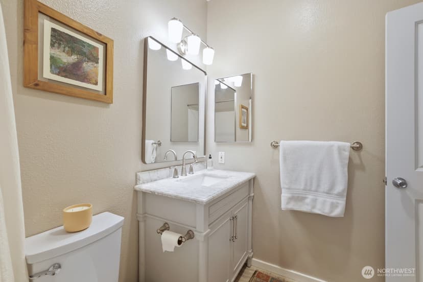 Property photo for 8745 Greenwood Avenue N #115, Seattle photo 16