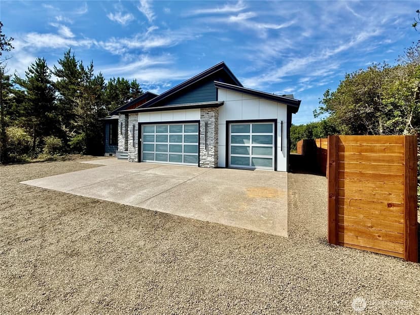 Property photo for 887 Texmar Avenue SW, Ocean Shores photo 15