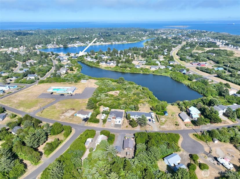 Property photo for 887 Texmar Avenue SW, Ocean Shores photo 14