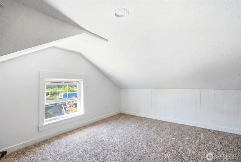 Property photo for 709 Celery Avenue, Algona photo 17