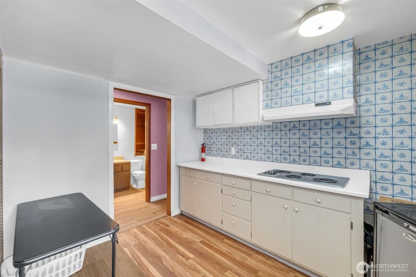 Property photo for 302 N 188th Street, Shoreline photo 18