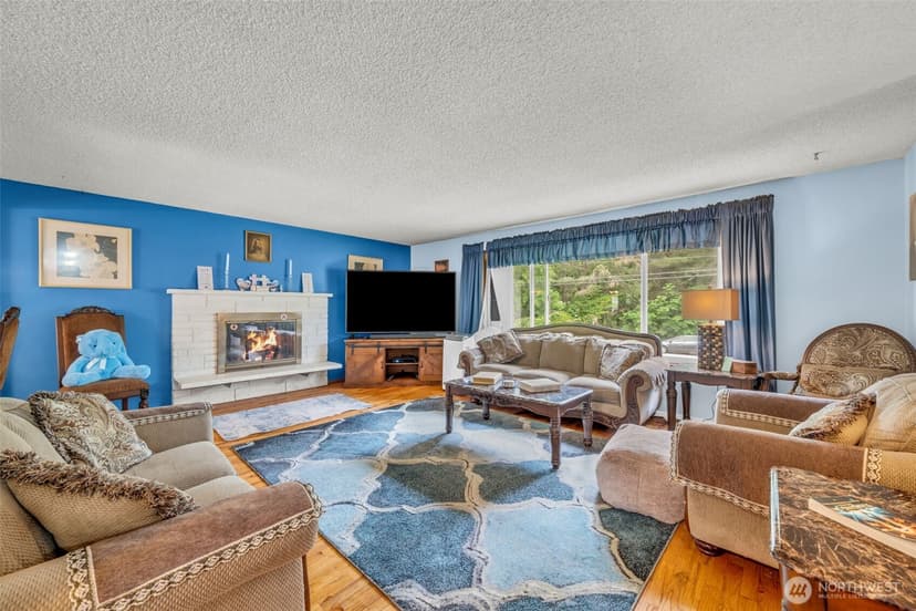 Property photo for 302 N 188th Street, Shoreline photo 6