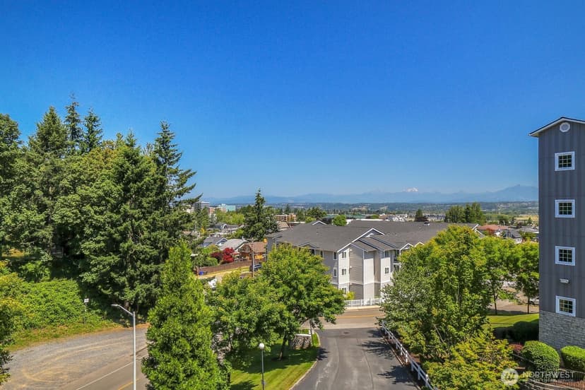 Property photo for 1318 37th Street #2-432, Everett photo 21
