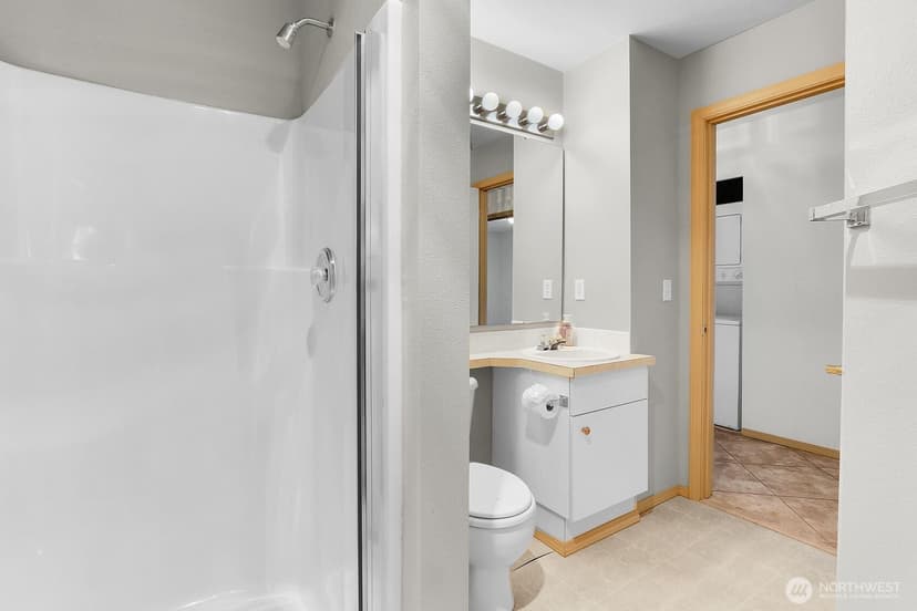 Property photo for 1318 37th Street #2-432, Everett photo 16