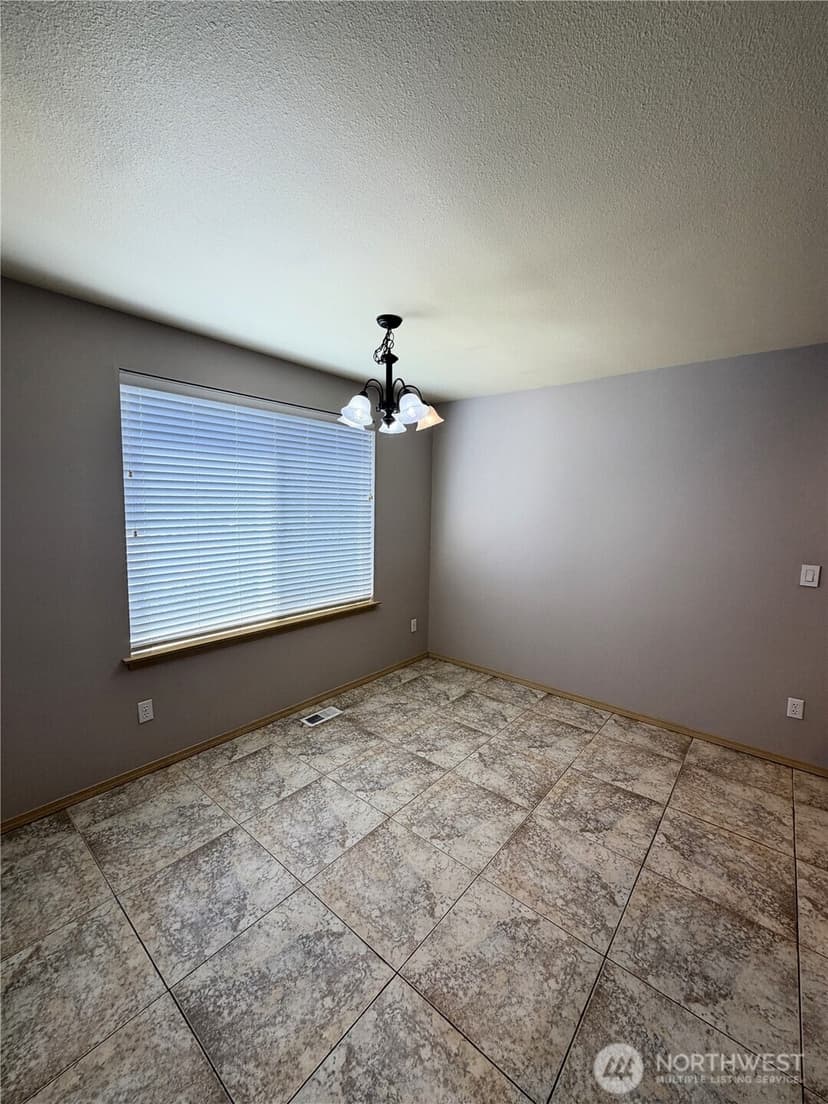 Property photo for 8428 Veterans Drive SW, Lakewood photo 7