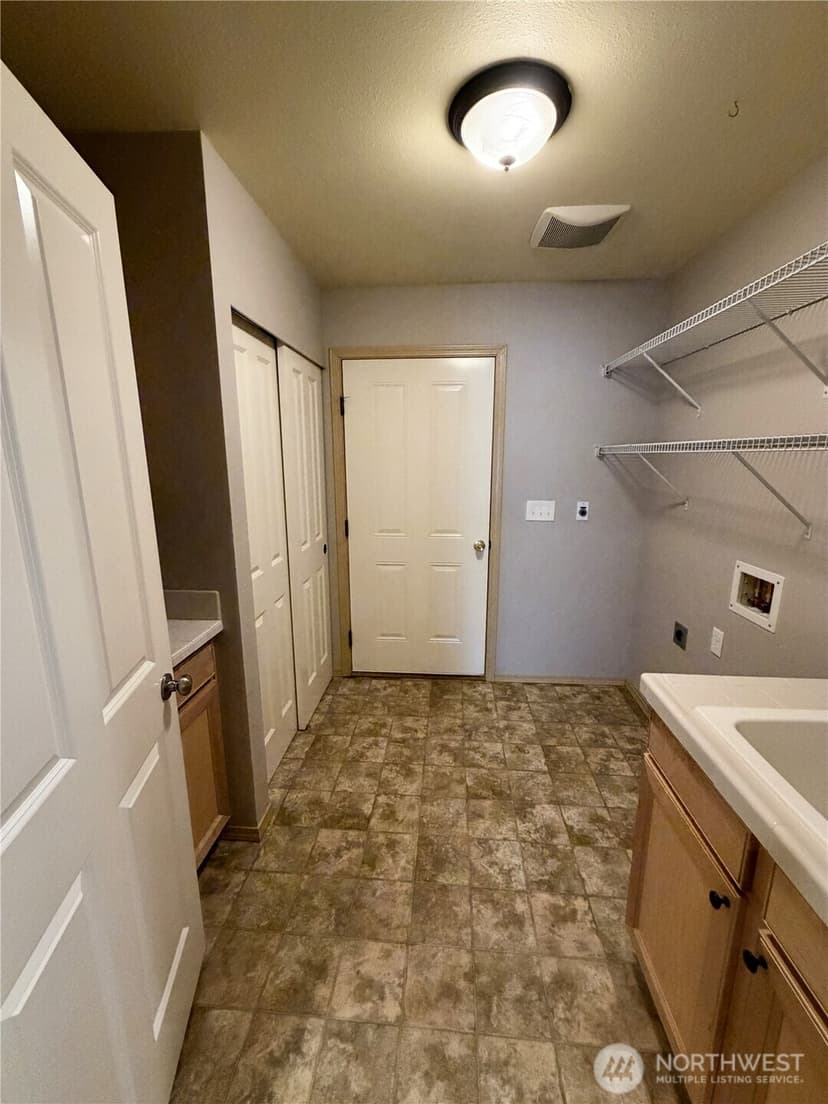 Property photo for 8428 Veterans Drive SW, Lakewood photo 27