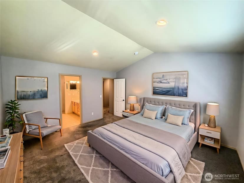Property photo for 8428 Veterans Drive SW, Lakewood photo 14