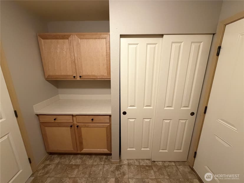 Property photo for 8428 Veterans Drive SW, Lakewood photo 28