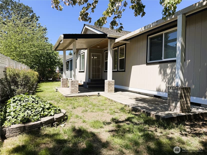 Property photo for 8428 Veterans Drive SW, Lakewood photo 29