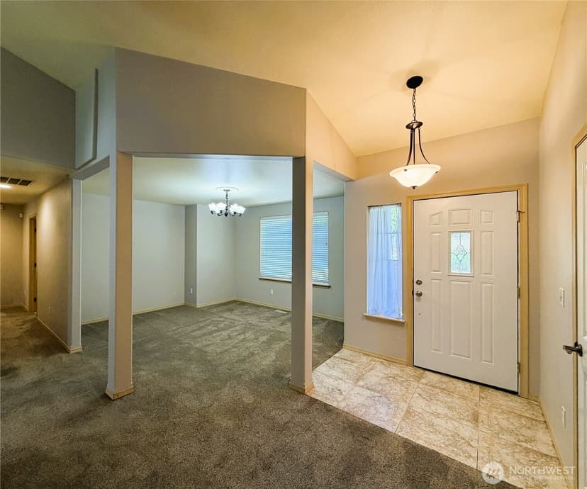 Property photo for 8428 Veterans Drive SW, Lakewood photo 12