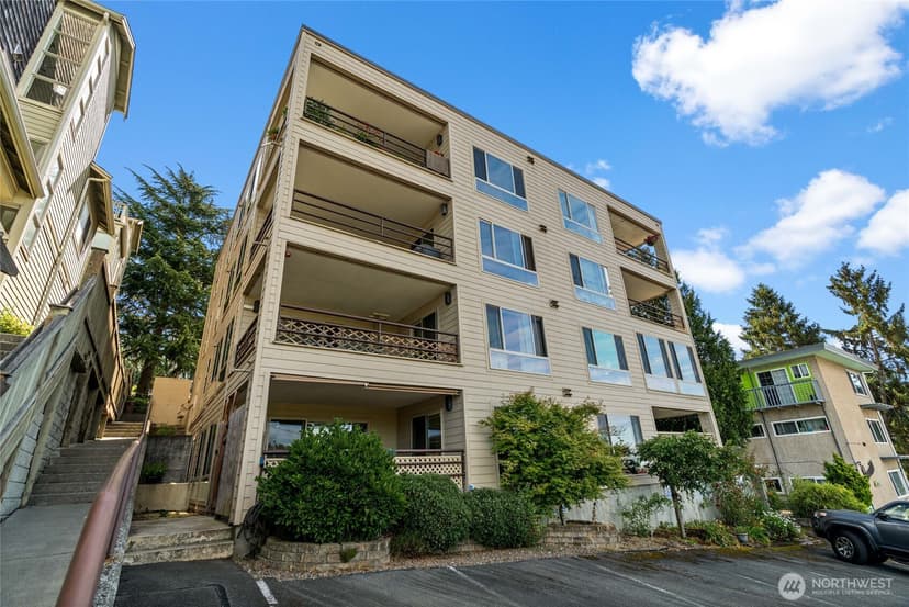 Property photo for 2811 14th W #101, Seattle photo 29