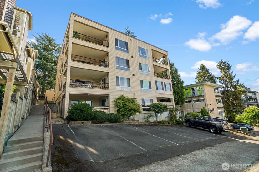 Property photo for 2811 14th W #101, Seattle photo 26