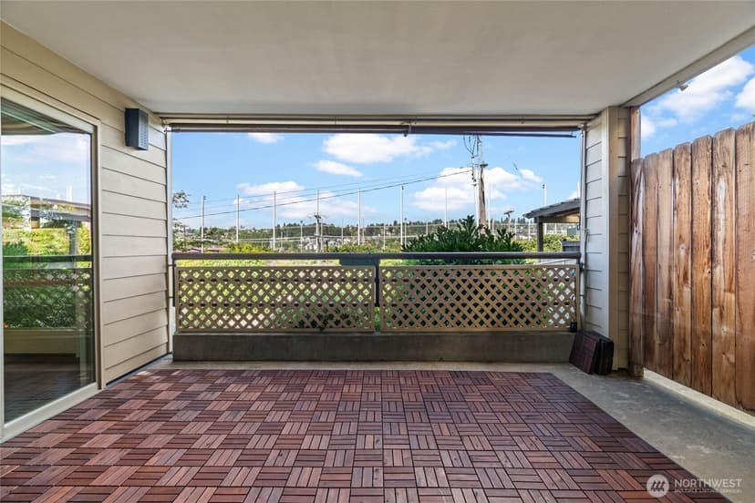 Property photo for 2811 14th W #101, Seattle photo 27