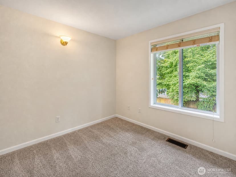 Property photo for 9829 59th Street Ct W, University Place photo 27