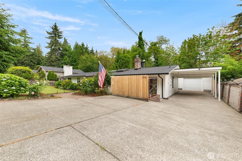 Property photo for 1716 9th Street SE, Puyallup photo 2