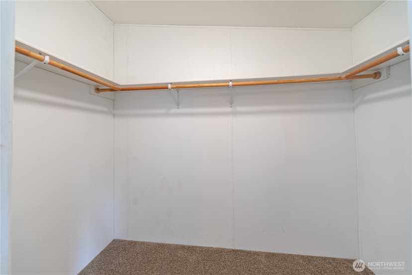 Property photo for 600 NE Saturn Lane, Bremerton photo 10