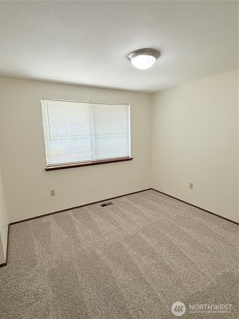 Property photo for 5010 84th Avenue W, University Place photo 19