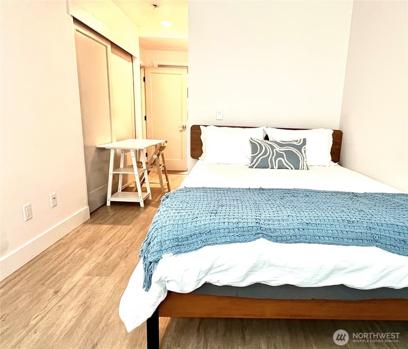 Property photo for 440 13th Ave, Seattle photo 11