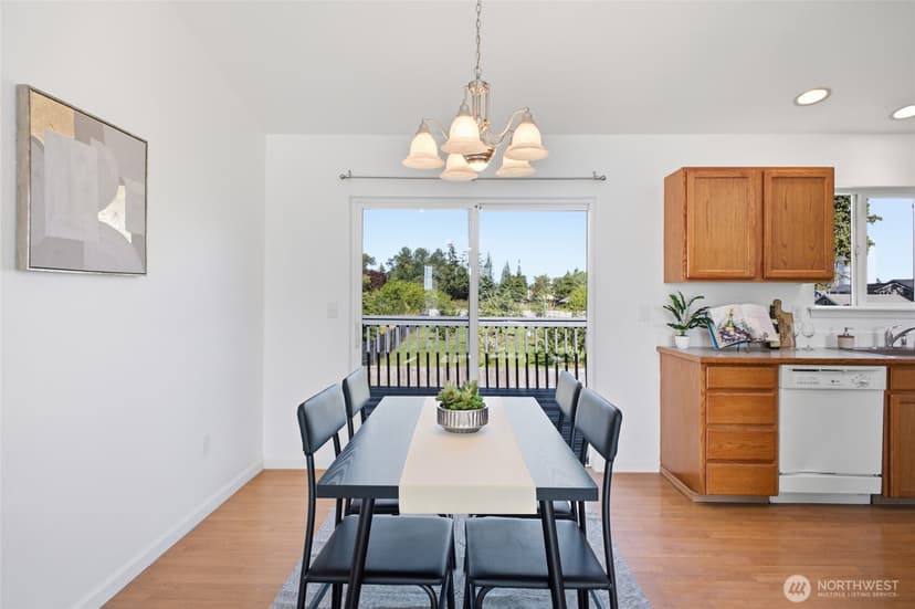 Property photo for 12705 6th Avenue E, Tacoma photo 6