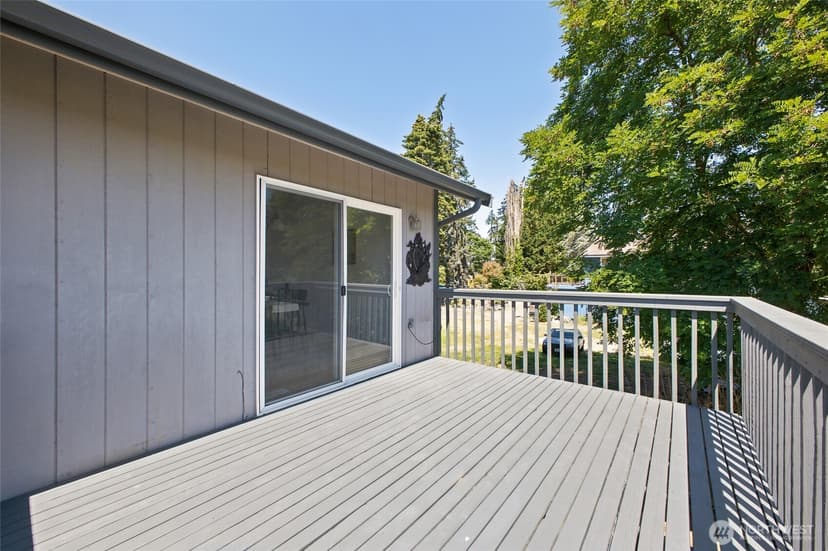 Property photo for 12705 6th Avenue E, Tacoma photo 27