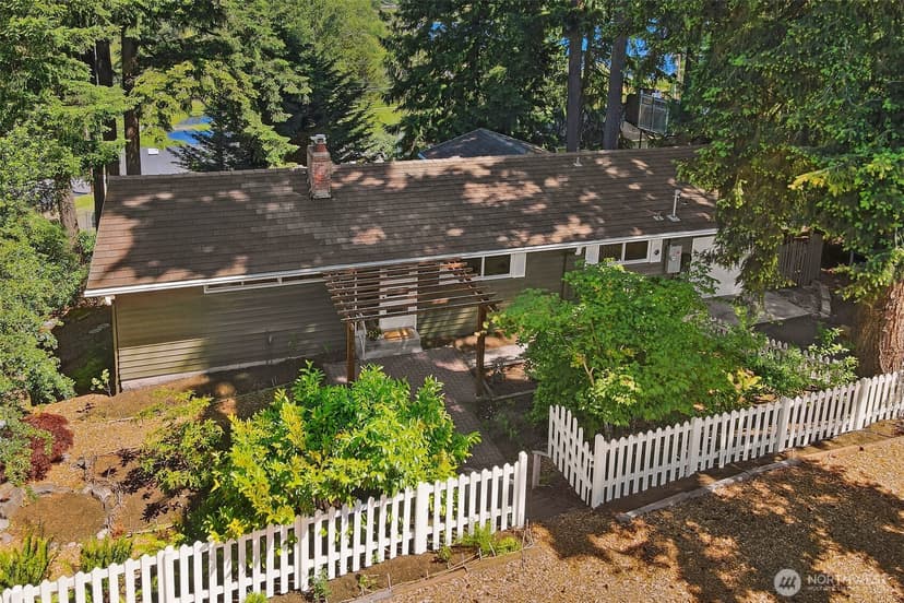 Property photo for 23321 75th Avenue W, Edmonds photo 39