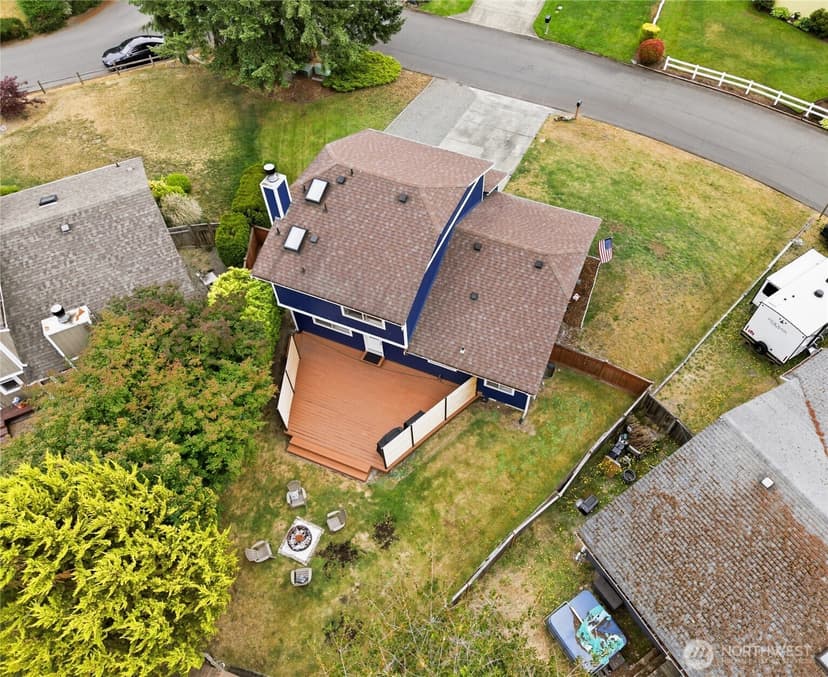 Property photo for 2009 147th Street Ct E, Tacoma photo 4