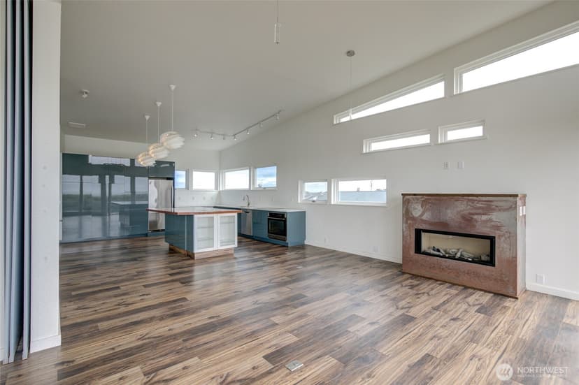Property photo for 1065 Ocean Shores Boulevard SW, Ocean Shores photo 10